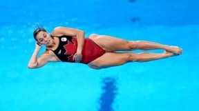 加拿大潜水员Pamela Ware在奥运会上落地脚后得分零