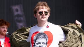 Lewis Capaldi 2019/20旅游日期和门票，包括1 rocteth Park Liverpool Gig