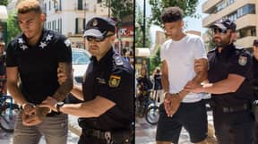 两名足球运动员与伊维萨岛据称的少年被逮捕