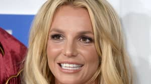 布兰妮·斯皮尔斯（Britney Spears）可以在13年内首次签署自己的房地产文件