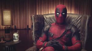 Ryan Reynolds在热闹的新'Deadpool'Teaser中提供免费纹身