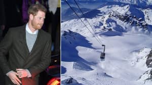 人们认为王室工作人员正在瑞士的滑雪胜地为哈里王子的牡鹿岛物色场地