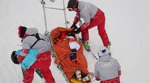 冬季奥运会的滑雪板遭遇恐怖坠毁