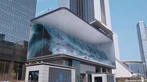 巨型广告牌创造了韩国大厦撞击波浪的幻觉