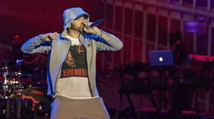 Eminem打破自己的纪录，第十连续英国第一张专辑