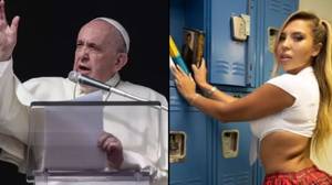 教皇弗朗西斯的Instagram账号上的模特照片被赞