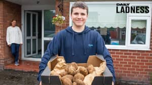 在设置锁定业务鞭打土豆后，少年使1,500英镑制作1,500英镑