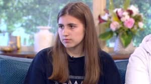格雷芬塔塔幸存者在电视上张开了她的GCSE结果，她很棒