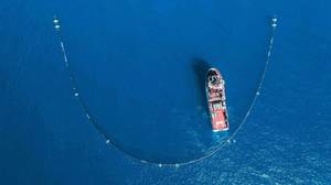 巨型的'PAC-MAN'系统始于世界上最大的海洋清理