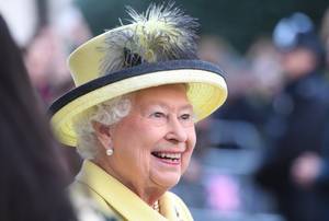 女王将辞去25个慈善机构赞助人的职务