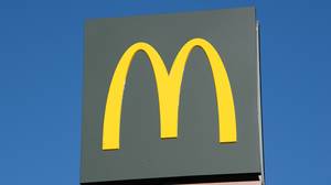 麦当劳提供的餐馆数量为1.99英镑的大型Mac餐