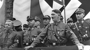 阿道夫·希特勒试图禁止的照片被拍卖