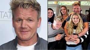 戈登·拉姆齐（Gordon Ramsay）捍卫了他的孩子必须在经济中飞行