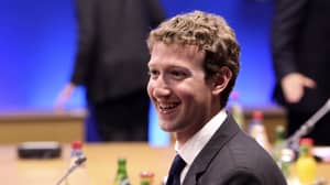 Facebook改制后，马克·扎克伯格的净资产缩水30亿美元