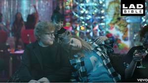 Taylor Swift的新视频'结束游戏'首演和特色Ed Sheeran，但没有Katy Perry