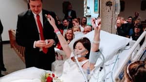 一个女人在医院结婚时的最后一句话是她的结婚誓言