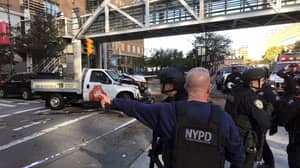 八人在纽约市袭击袭击后被捕