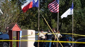 在德克萨斯教堂射击中有两名以上的人死了