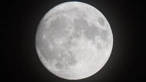 人们认为超级月亮是NASA阴谋 - 月球实际上是4.7英里外
