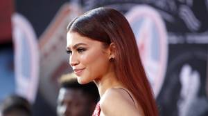 谁是Zendaya：蜘蛛侠明星的年龄，净值和最大的电影角色