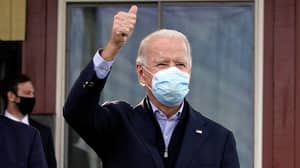 乔·拜登（Joe Biden）说，他正在“正轨”赢得2020年选举