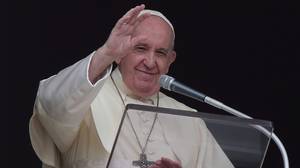 教皇弗朗西斯告诉父母，LGBT孩子“就像他们一样被爱”