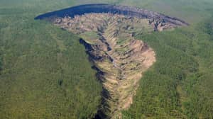 科学家们说，西伯利亚的巨大巴加拉卡火山口正在变大