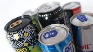 18岁以下的人可能很快被禁止购买能源饮料
