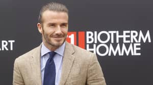 大卫·贝克汉姆（David Beckham）在“肉毒杆菌毒素”主张之后关闭了粉丝