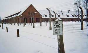 Auschwitz-Birkenau的这些照片会让您冷静到核心