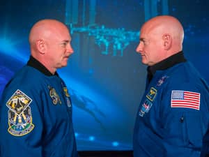 美国宇航局向空间派遣了一年同样的双胞胎，看看它是如何改变他的