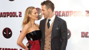 布雷克·莱弗利（Blake Lively）巨魔瑞安·雷诺兹（Ryan Reynolds）在结婚周年纪念日