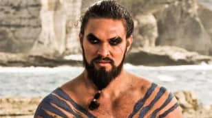 “权力游戏”明星杰森·莫莫阿（Jason Momoa）的旧照片完全无法识别