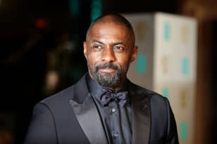 伊德里斯·埃尔巴（Idris Elba）正在撕毁音乐节作为房子DJ
