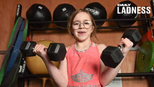 10岁的举重运动员在开设自己的健身房的道路上开始