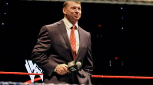 WWE执行人员文斯·麦克马洪（Vince McMahon）于2006年被指控对妇女进行性侵犯