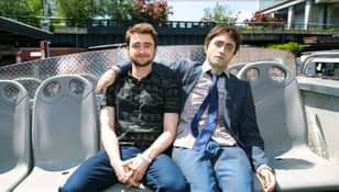 丹尼尔·拉德克利夫（Daniel Radcliffe）和他友好的死亡尸体已经得到了Photoshop的治疗