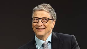 比尔·盖茨（Bill Gates）透露，如果他能及时回去，他会更改PC锁定屏幕快捷方式