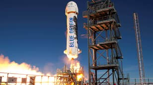 杰夫·贝佐斯（Jeff Bezos）的“太空阴茎”火箭曲折记录