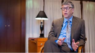比尔·盖茨（Bill Gates）警告了恐怖袭击的世界，该袭击可能消灭数百万