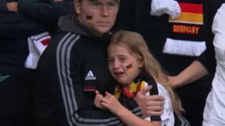2020年欧洲杯足球赛中哭泣的德国球迷筹款活动募集到1万英镑