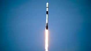 Spacex正在推出DogeCoin资助的火箭到月球“loading=
