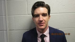 德雷克·贝尔（Drake Bell）因在俄亥俄州企图危害儿童而被捕