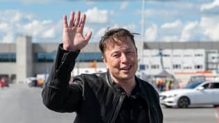 C*MROCKECT加密货币在Elon Musk Tweet之后涌现“loading=