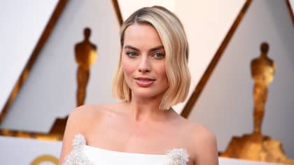 据报道，玛格特·罗比（Margot Robbie）在塔伦蒂诺（Tarantino）的曼森电影的最后谈判中