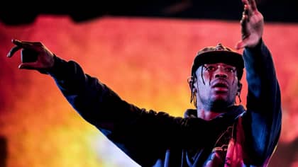 律师事务所提出了100亿美元针对特拉维斯·斯科特（Travis Scott）的诉讼