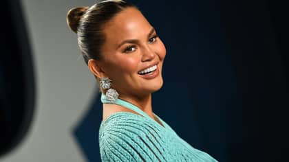 克里斯西·泰根（Chrissy Teigen）退出了Twitter，说平台不再“积极地”服务