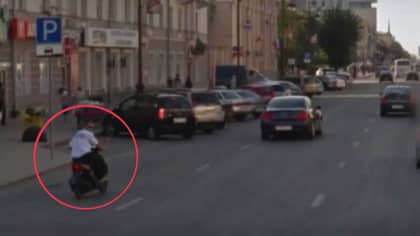 Google Maps Street View发生了令人震惊的摩托车崩溃