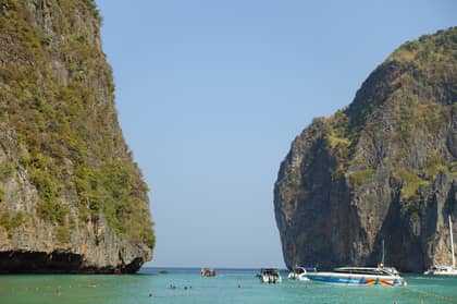 “海滩”的美丽海滩正在关闭游客