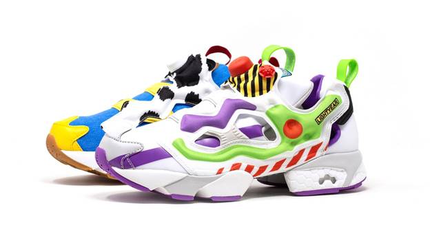 锐步(Reebok)制造了看起来像伍迪(Woody)和巴斯(Buzz)的玩具总动员运动鞋
